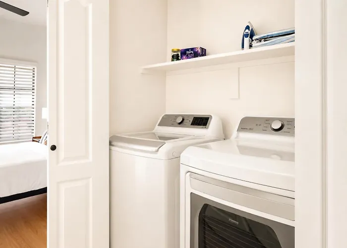 Cozysuites At Chandler