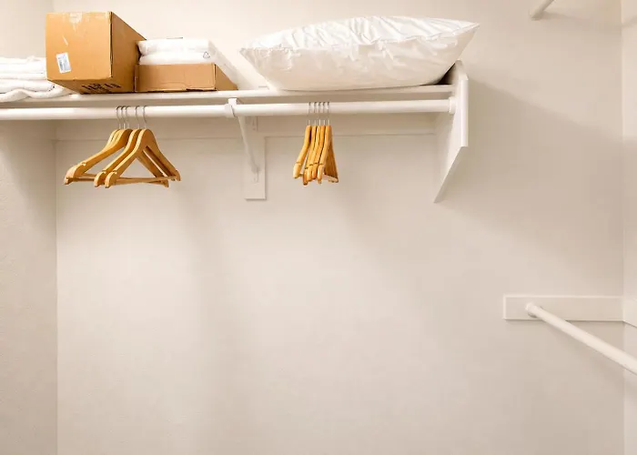 Cozysuites At