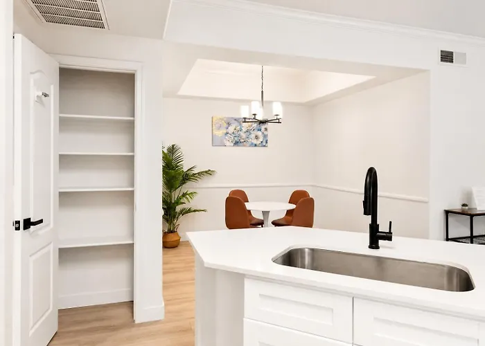 Cozysuites At
