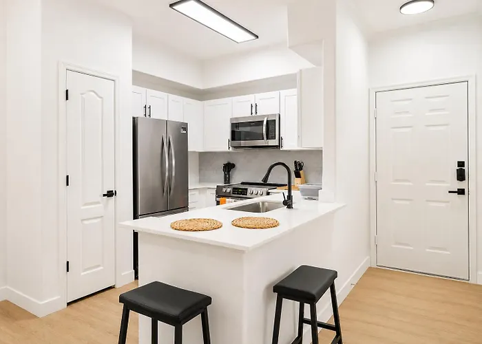 Cozysuites At Chandler